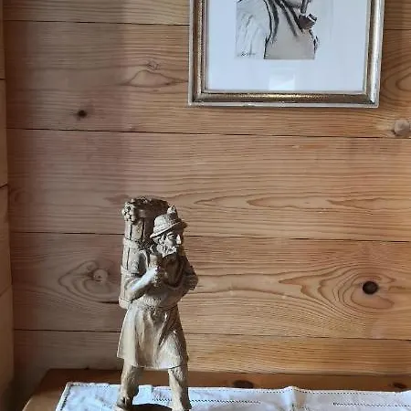 瓦拉斯阿小木屋酒店 * 利德阿尔卑斯