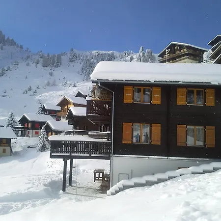 Chalet Valaisia *