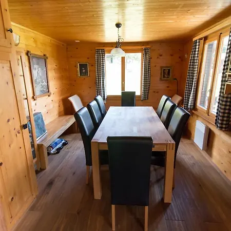 Valaisia Chalet *